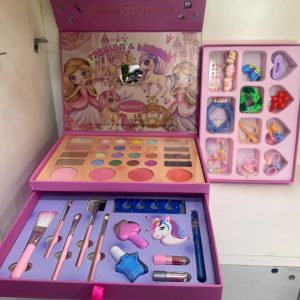 MAQUILLAJE GRANDE NIÑA/PRINCESAS