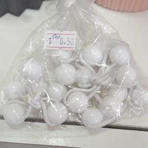 LAZOS BLANCO DE BOLITAS