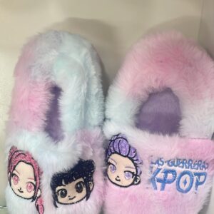 PANTUFLAS K-POP DE NIÑA TALLA 22/23