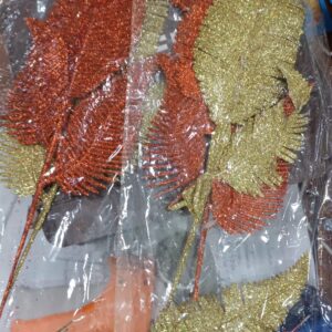 PLUMAS NAVIDEÑAS ESCARCHADAS