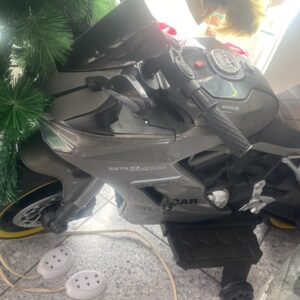 MOTO ELECTRICA NEGRA